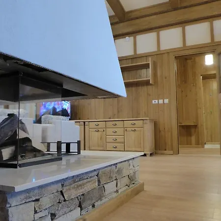 Villa Pirin Nest *